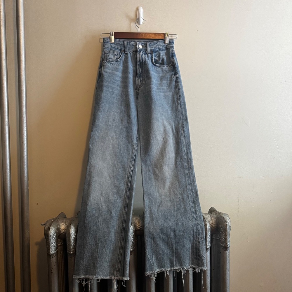 Zara Women's Jeans Denim Size 2 Cotton Blend Natural Fibers Classics Wide Leg
